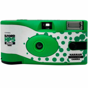 HARMAN ILFORD HP5 PLUS DISPOSABLE BLACK + WHITE SINGLE USE CAMERA