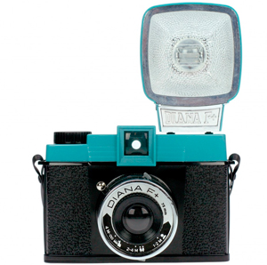 Lomography Diana F+ Camera And Flash (120 Film)