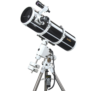 Skywatcher Explorer 200PDS HEQ5 Pro SynScan GoTo