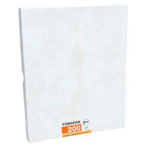 Foma Fomapan 200 8x10 Inch Black + White Sheet Film (50 Sheets)