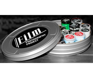 FPP 35mm Black And White Gift Can (16 Rolls)