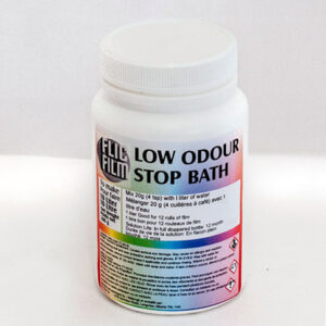 Flic Film Low Odour Stop Bath Powder (200g)