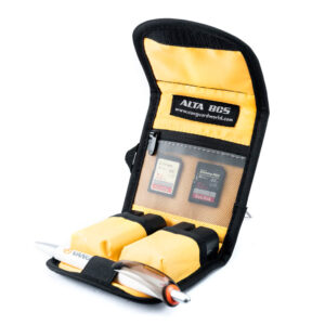 Vanguard ALTA Battery & Memory Card Case (Small)