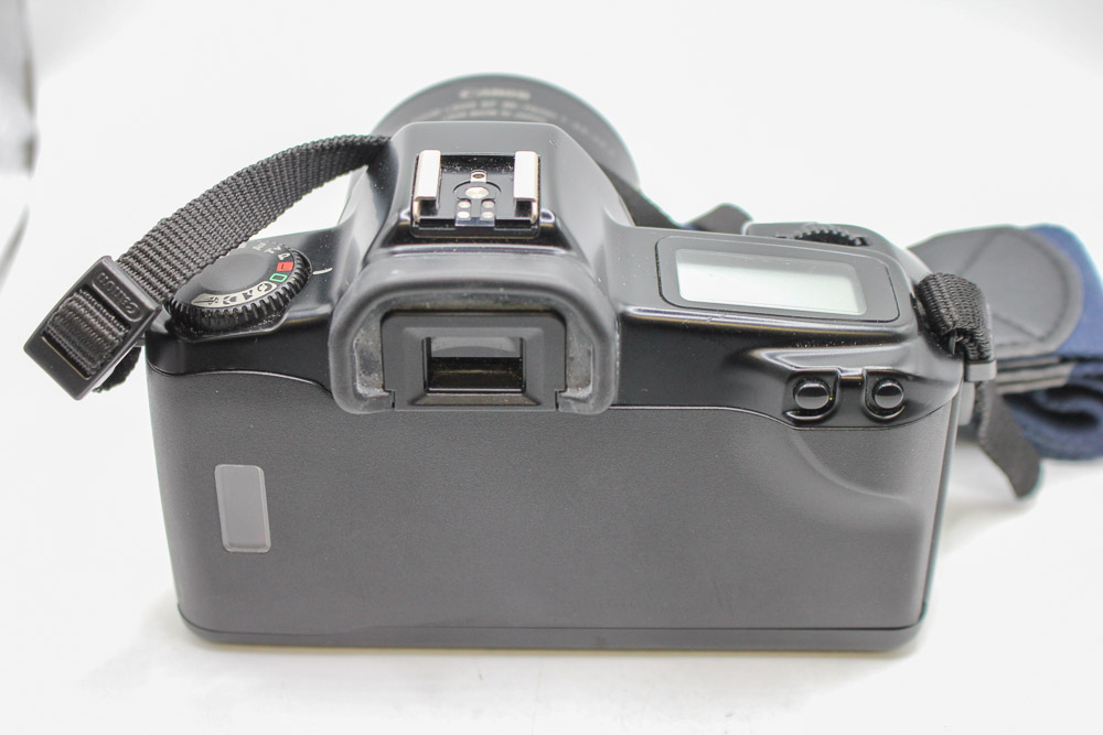 Canon EOS 1000 with 35-70 EF Lens 35mm Film Camera (Used)